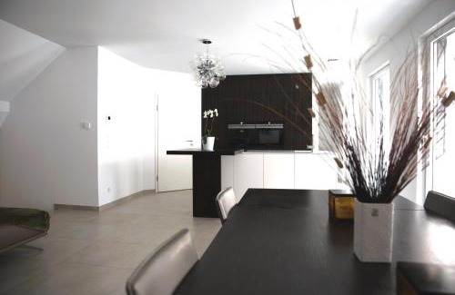Neudorf-Weimershof Apartamento | Beautiful Modern 2BR Apartment with big terrace