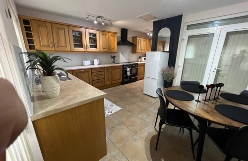 Weston on Trent Casa | Beautiful Modern 3-Bedroom House w/ Garden