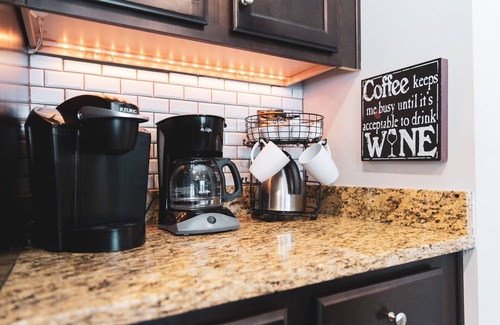 Lebanon Casa | Beautiful Modern 3 Bedroom Home in Woodstock, GA