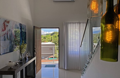 Santa Ana Apartamento | Beautiful modern Apartment - Amazing View!