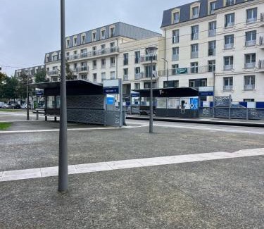 Clamart Apartamento | Beautiful modern apartment near Paris