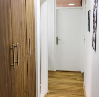 Medijana Apartamento | Beautiful modern apartment with Home office amenities