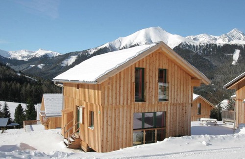 Hohentauern Chalet De Esquí | Splendid Wooden Chalet in Hohentauern near the Forest