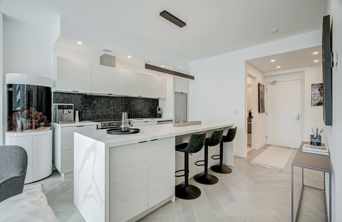 Fashion District Condominio | Beautiful Modern Entertainment District