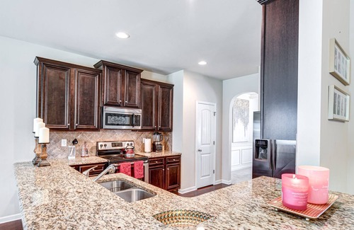 Loganville Casa | Beautiful Modern Luxury Oasis