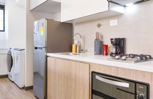 El Castillo Apartamento | Beautiful Modern Two Bedroom Apartment Poblado
