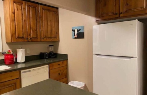 Morgan Casa | Beautiful Mountain Valley Basement Apt