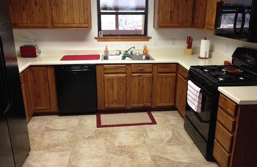 Rutheron Cabina | Hermosa Multi. 4bdrm familia. Cabin "El Vado Lago" con jacuzzi