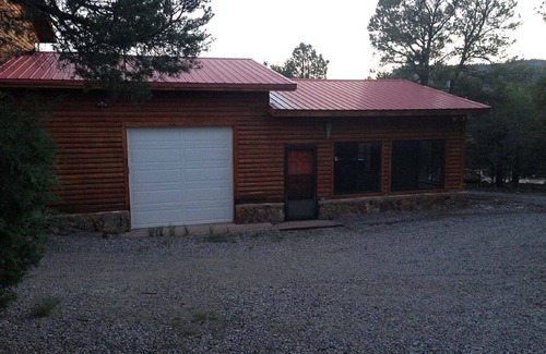 Rutheron Cabina | Hermosa Multi. 4bdrm familia. Cabin "El Vado Lago" con jacuzzi