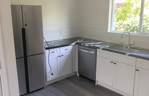 Stockton Casa | Beautiful New 2/2 GuestHouse