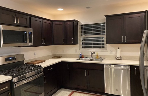 Leesburg Casa | Beautiful New 3/2 with 4-Seat Golf Cart & Fire Table ~ Close to Sawgrass Grove!
