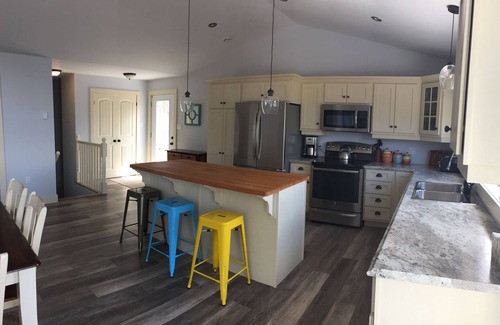 Tracadie Casa | Hermosa casa de 5 dormitorios frente al mar con más de 3000 metros cuadrados. Ft de espacio vital!
