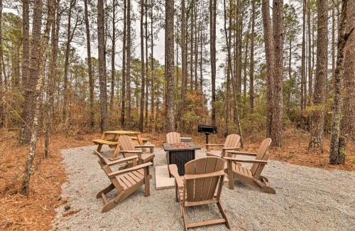 New Bern Apartamento | Beautiful New Bern Studio Cabin with Fire Pit!