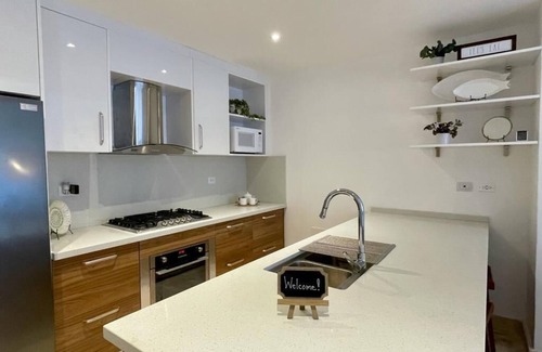 Puerto Bahia Apartamento | Beautiful new Condo at coson bay