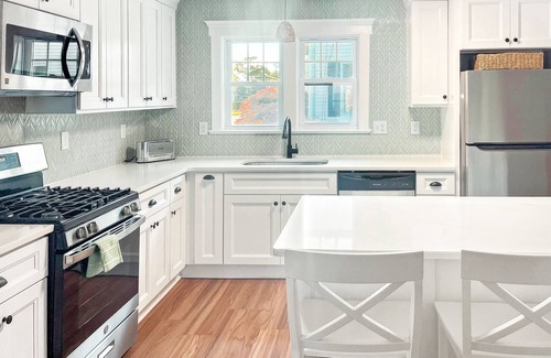 Lake Como Casa | Beautiful new fully-renovated house close to Belmar and Spring Lake beach!