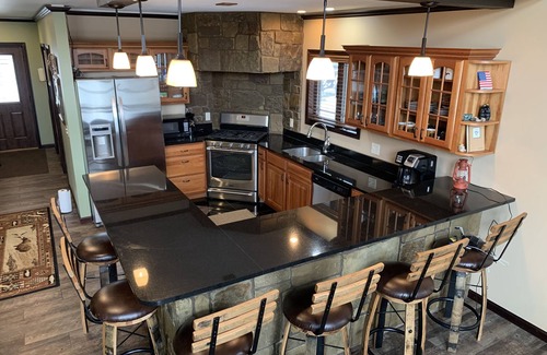 Wetmore Cabina | Beautiful new home on chain of lakes 20 minutes from Pictured Rocks