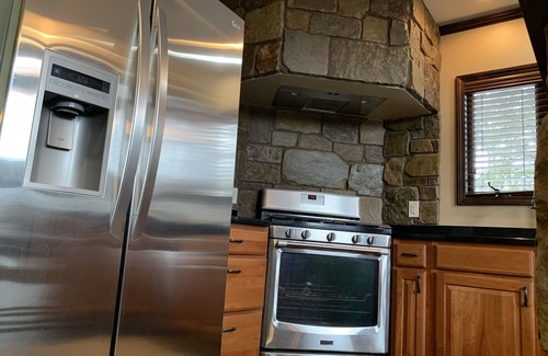 Wetmore Cabina | Beautiful new home on chain of lakes 20 minutes from Pictured Rocks