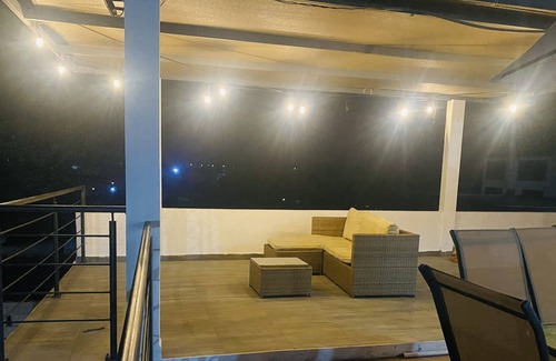 Buenavista de Cuéllar Casa | Hermosa casa nueva con alberca privada y vista al lago