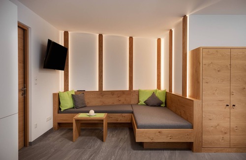 Lasa Apartamento | Beautiful new vacation apartment in Tschengls/Laas - in the heart of the Vinschgau Valley
