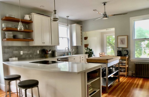 Great Barrington Casa | Beautiful, newly-renovated house on 'the Hill' within easy walk to town and lake