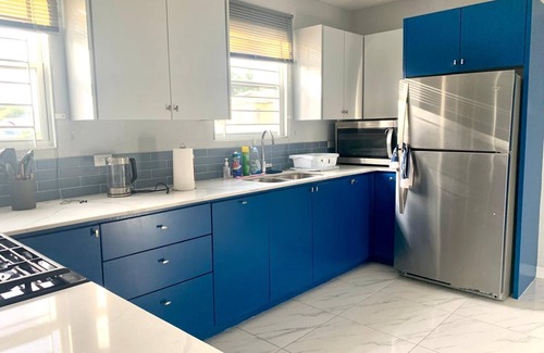 Enterprise Casa | Beautiful, newly built modern 3 bedroom 2 bathroom home