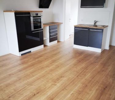Goeppingen Apartamento | Beautiful, newly renovated apartment for 2-3 people