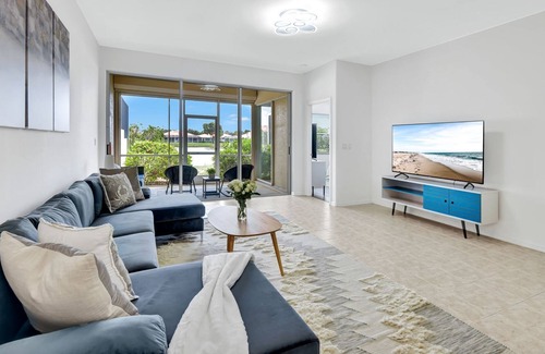 Naples Villa | Beautiful North Naples Lake-Front Villa in a Golf Community of Heritage Greens!