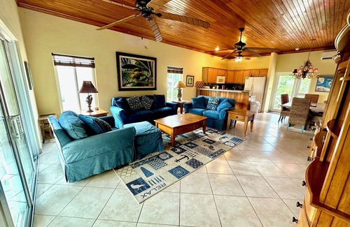 Winding Bay Villa | Beautiful Ocean View Villa Located only steps from Winding Bay Beach