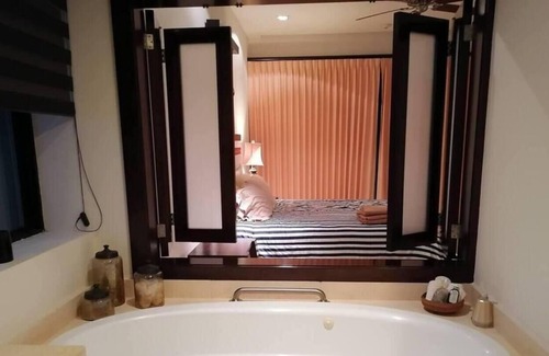 La Paz Casa | Beautiful ocean view condo At Puerta Cortes with pool and Gym Great view!