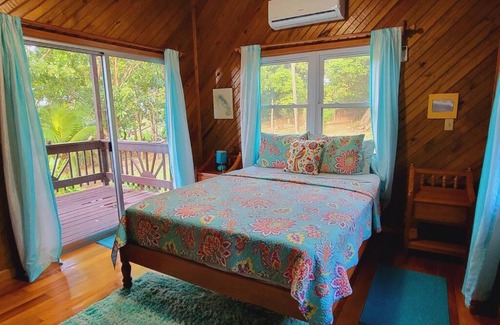 Antoneys Cay Casa | Beautiful Ocean Views, Sandy Bay
