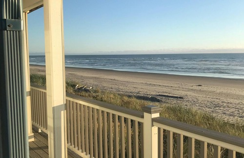 Rockaway Beach Casa | Hermosa casa frente al mar, a pocos pasos de la playa ya pocos pasos del lago Lytle