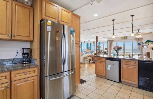 South Bethany Casa | Beautiful Oceanfront Beach House for the whole family and more