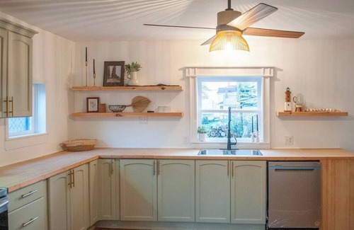 Georgetown Casa | Beautiful Old Home by the Beach