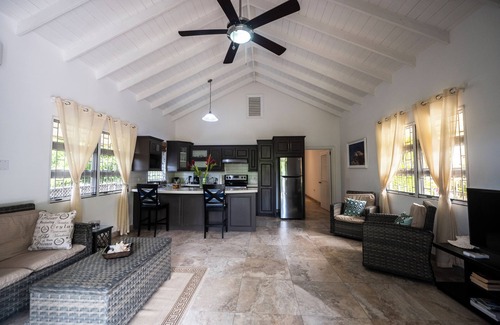 Clapham Cabaña | Hermosa casa de campo de un dormitorio cerca de la playa, golf y servicios