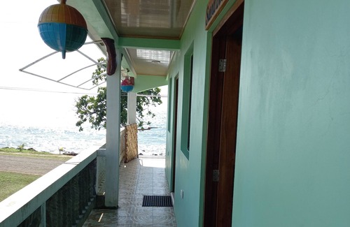 Corn Island Casa | Beautiful one bedroom with balcony and partial ocean view