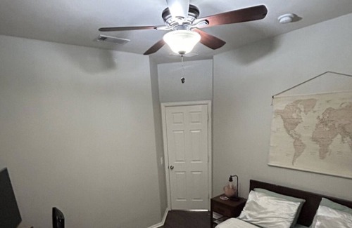 Fort Worth Casa | Beautiful one bedroom with gym access