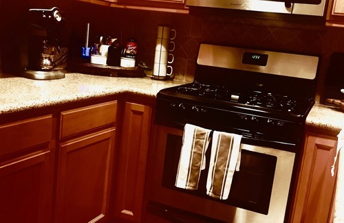 Calabasas Casa | Beautiful One bedroom suite in Stylish prime area in Calabasas