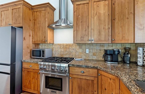 Eden Casa | Beautiful One Level Home | 3 bedrooms