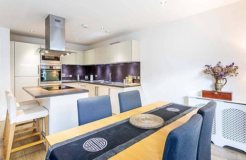 Ferndale Apartamento | Beautiful Open Plan Garden Flat