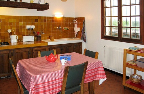 Preconil Casa | Preciosa casa de vacaciones privada con piscina privada, WIFI, TV, terraza y aparcamiento