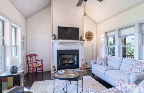 Ennice Cabaña | Beautiful, peaceful and secluded cabin/cottage just off Blue Ride Parkway