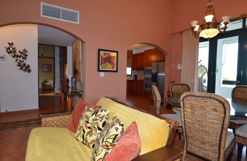 Mameyes II Casa | Hermosa Penthouse Villa en Rio Mar
