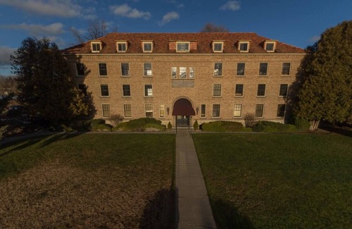 West Central Apartamento | Beautiful place!!! 2 bedroom. Historic building