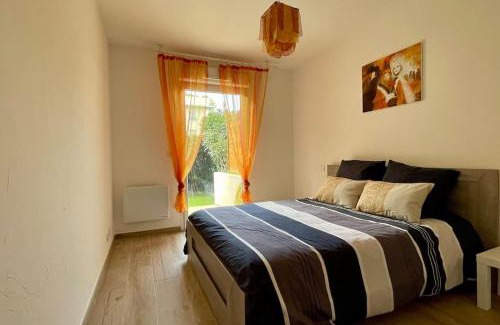 Frejus Apartamento | Beautiful place, quiet residence, close to beaches