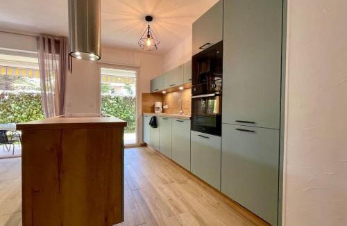 Frejus Apartamento | Beautiful place, quiet residence, close to beaches