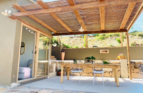 Chimiche Cabaña | 'Beautiful Place' with Sea View, Private Terrace and Wi-Fi