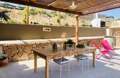 Chimiche Cabaña | 'Beautiful Place' with Sea View, Private Terrace and Wi-Fi