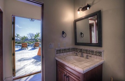 San Luis Obispo Villa | Hermosa piscina al lado de la Toscana.