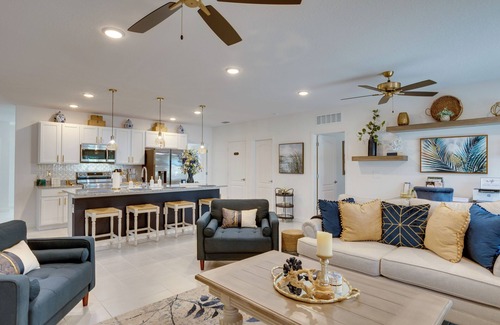 Port Saint Lucie Casa | Beautiful Port St Lucie Home w/ Hot Tub!