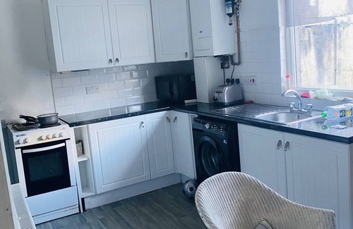 Bury Apartamento | Beautiful portable single room in an apartment